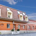 Retro Hostel